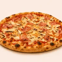 Pizza Prosciutto e Funghi Casa Hunico, vedere laterală